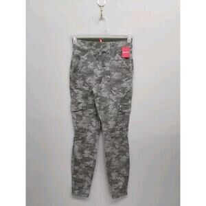 Spanx Stretch Ankle Cargo Pants Camouflage Sz Medium $128